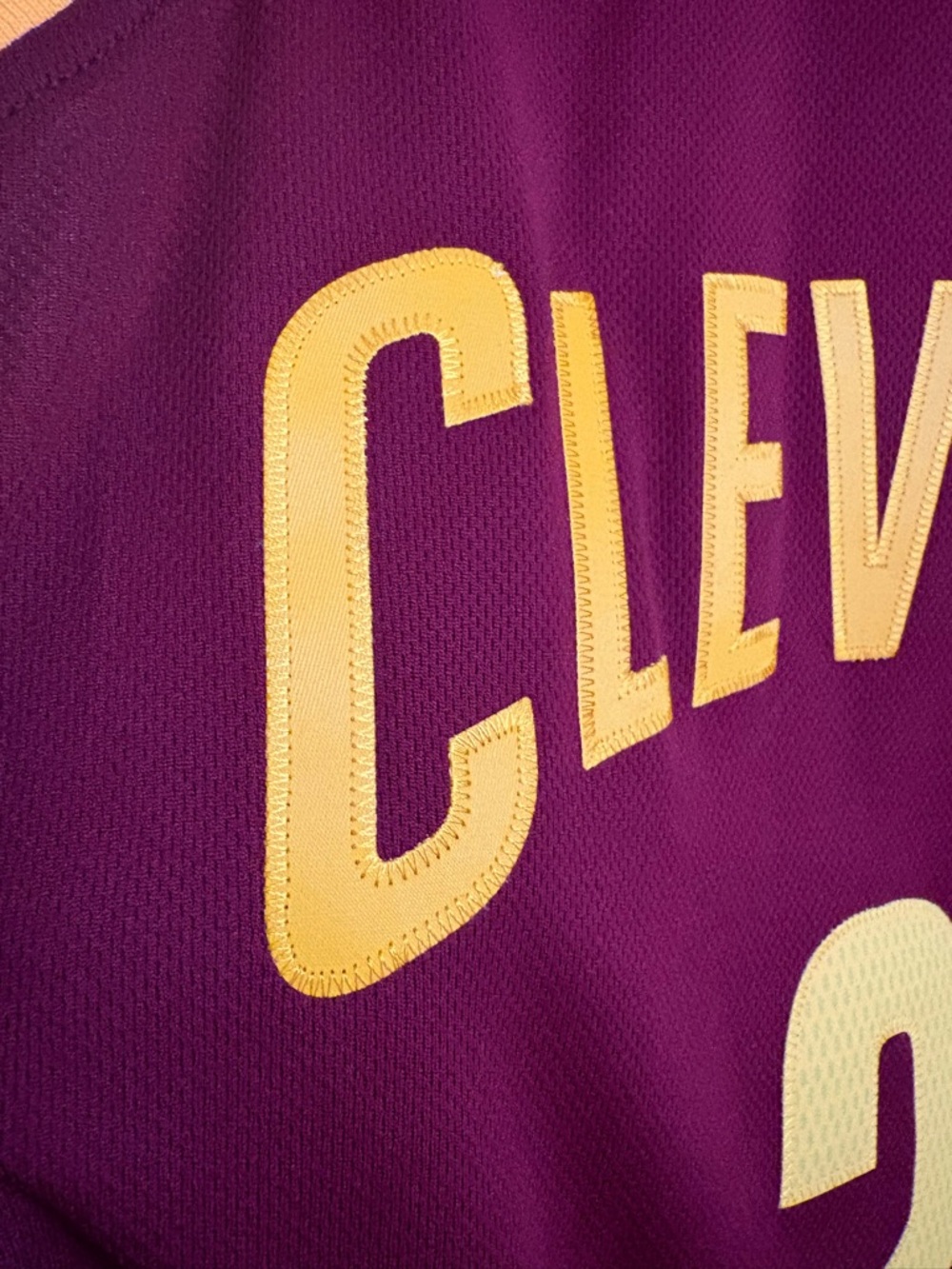 LeBron James Cleveland Cavaliers Adidas Swingman Jersey #23 Road Yellow Size M - Picture 4 of 10